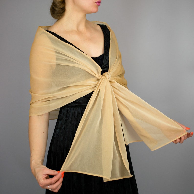 gold coloured shawls