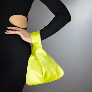 Neongrüne Umhängetasche beon grüne Geldbörse zitronengrüne Beuteltasche Partytasche grüne Abendtasche gelbe Abendunterarmtasche grüne Tasche grüne Beuteltasche neongrüne Geldbeutel Abiballtasche