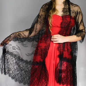 Black lace shawl wrap shrug wedding dress, 180 x 40 cm, luxury lace, black lace, spanish shawl, bridal shawl, spider lace