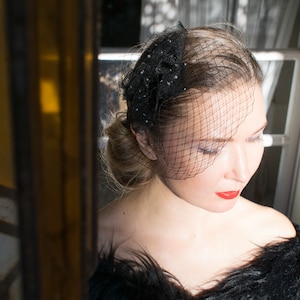 Birdcage veil / russian veil / elegant couture and classical bridal veil Black birdcage headpiece headband or clip Great Gatsby
