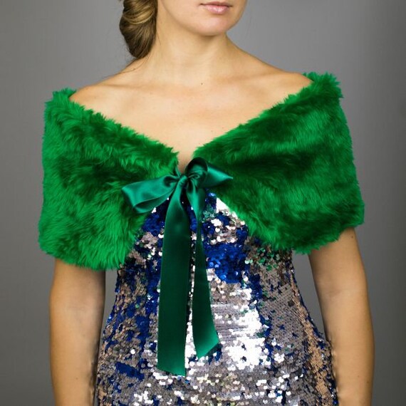 green fur shawl