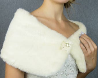 Ivoire Minx Faux Fur Shrug wrap capelet châle fête de soirée communion robe, matériau très doux