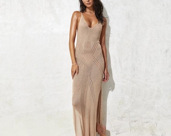 Elegant Beige Knit Maxi Dress: Timeless Silhouette, Versatile Style