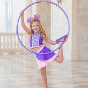 Rapunzel athleisure set, Rapunzel athletic set, Rapunzel comfortable outfit, Rapunzel outfit image 3