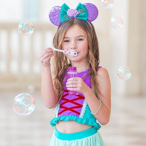 Conjunto da Ariel, roupa esportiva da Ariel, roupa de ginástica da Ariel, roupa esportiva de princesa, conjunto de princesa, vestido da Ariel, conjunto esportivo de sereia imagem 3