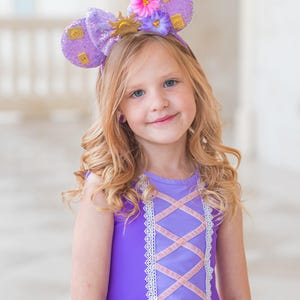 Rapunzel athleisure set, Rapunzel athletic set, Rapunzel comfortable outfit, Rapunzel outfit image 7