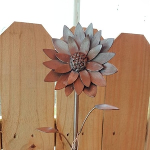 Metal sunflower