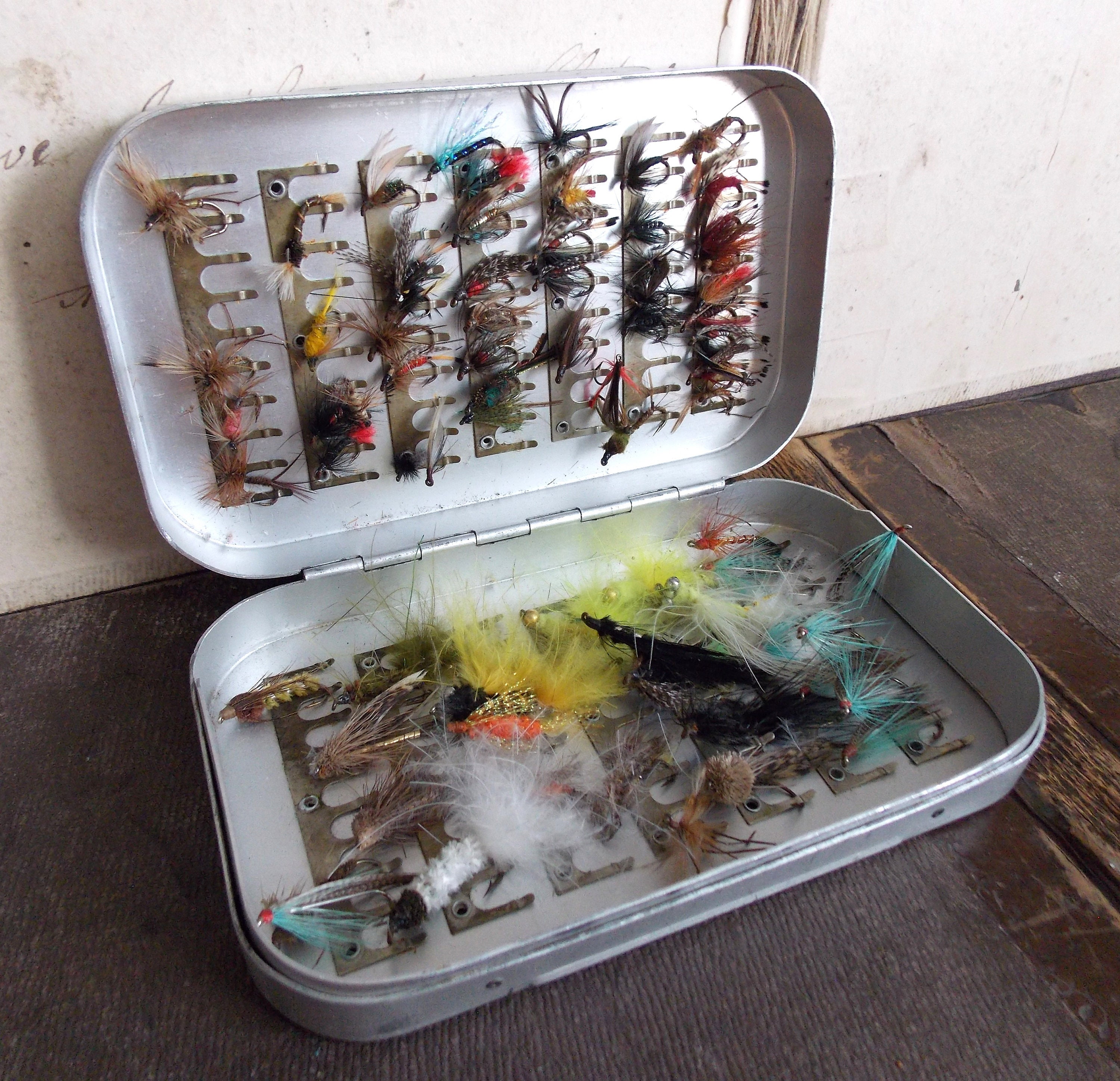 Wheatley Fly Box - Classic Vintage Fishing Tackle