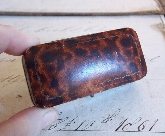 Antique Vintage Tortoiseshell Effect Empty Cuffli… - image 4