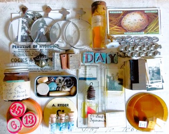 An Interesting Collection of Vintage Curios Components For Mixed Media Art, Assemblage, Printer's Trays etc x 47 (lot a)