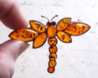 A Beautiful Vintage Baltic Amber and 925 Solid Silver Dragonfly Brooch Pin c1990