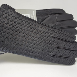 woven leather gloves with intrecciato texture, genuine sheepskin lining and smooth palm.