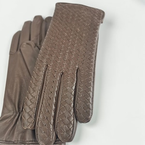 woven leather gloves with intrecciato texture, genuine sheepskin lining and smooth palm.