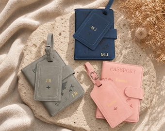 Bridesmaid Groomsmen Gift, Personalized Passport Holder and Luggage Tag Set