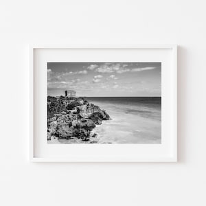 Digital Download, Black and White Tulum Maya Ruine Print, Tulum Print, Mexican art Print,  Downloadable photo print, Instant download