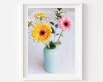 Gerbera Daisy Photography Print, Floral Wall Art (Digital Download)