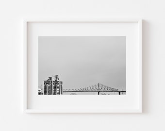 Digital Download,  Black and white Montreal cityscape, Pont Jacques-Cartier,Vieux Montreal, Downloadable art, instant download,  Wall art