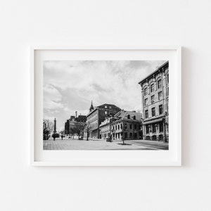 Stadsafdruk Montreal, zwart-wit foto Montreal, Vieux Montreal print, Place Jacques-Cartier print, downloadbare kunst, instant download