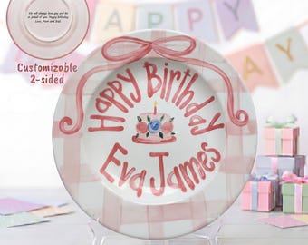Plato de cumpleaños personalizado con estampado de cuadros rosas y lazo, plato para pastel con nombre personalizado, regalo de recuerdo pintado a mano para niña / B020
