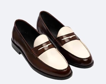 Mocasines de cuero bicolor hechos a mano – Zapatos de vestir para hombre en marrón y marfil