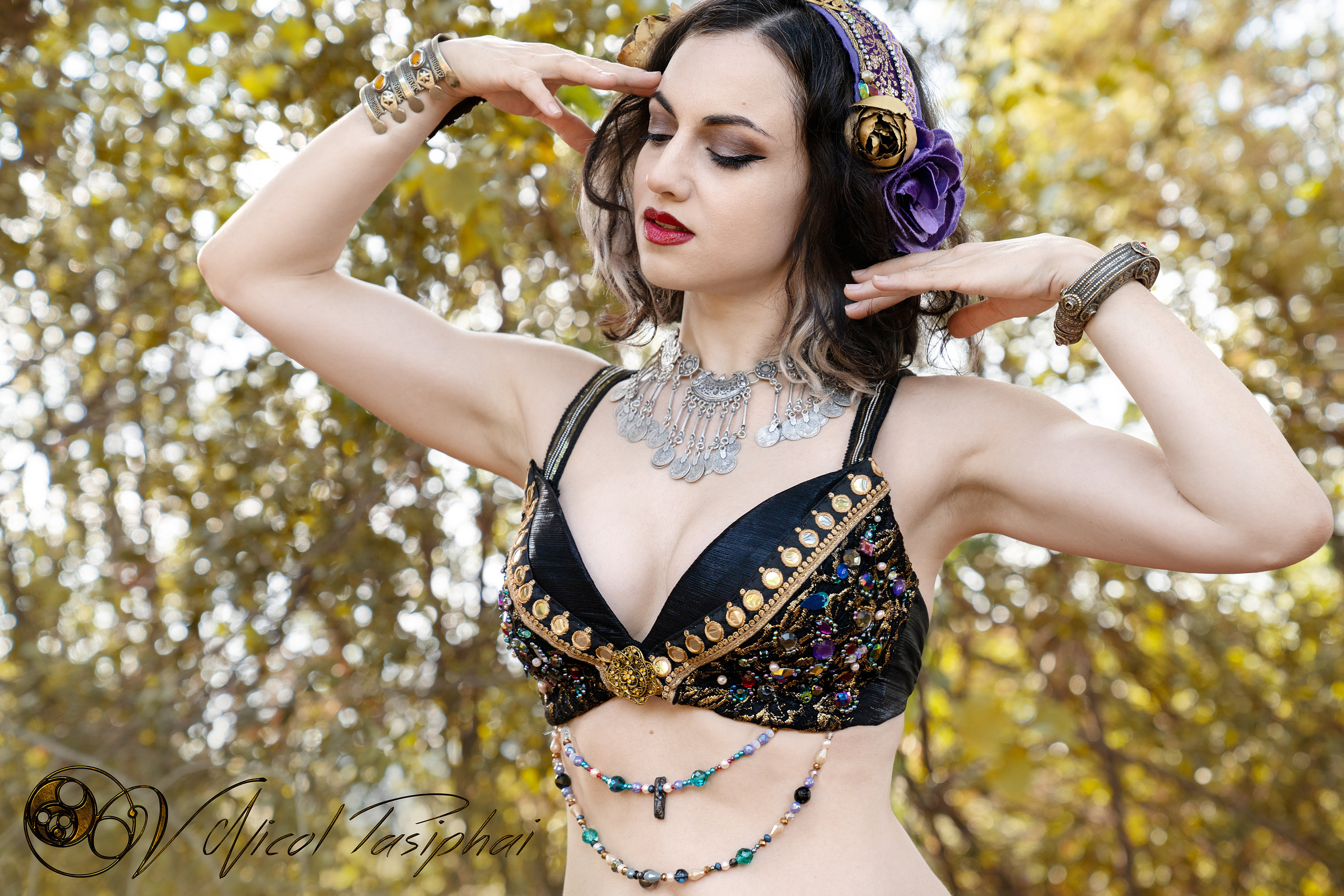 Tribal Fusion Belly Dance Bra / Black Fusion Belly Dance Bra 