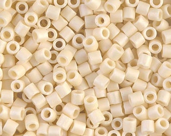 こはる　MAKA GOLD CREAM1個ソープ1本ミニ+1 DB 883, Matte Opaque Cream AB - Miyuki Delica Beads - Size