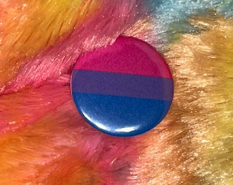 Dwuflagowy guzik z dumą