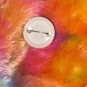 Przycisk z flagą dumy dla osób niebinarnych zdjęcie 2