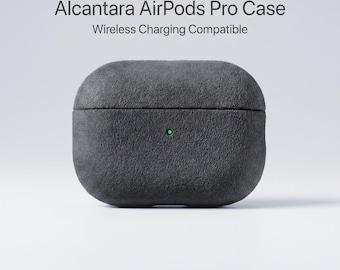 Funda Alcantara para AirPods Pro – Funda minimalista de ante, compatible con carga inalámbrica.