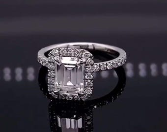 Bague de fiançailles en diamants taillés en laboratoire taille émeraude 2 carats, anneau pavé - Bijoux de mariée respectueux de l'environnement