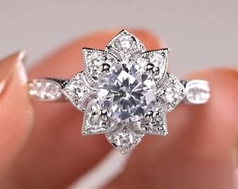 Bague de fiançailles vintage halo floral 3 carats ronds diamants cultivés en laboratoire, anneau gravé antique