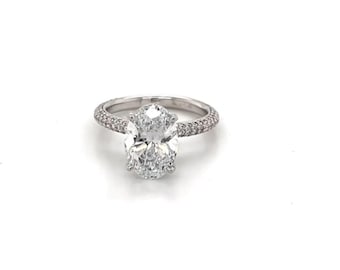 Jonc multirangs pavé, bague de fiançailles en diamants ovales 3 carats cultivés en laboratoire, halo caché en or blanc