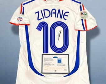 Maillot trikot rétro imprimé signé Zidane, France 2006