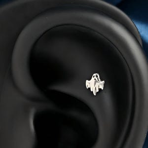 Ghost Threadless Ear Stud, Halloween & Everyday Wear, For Flat Helix Lobe Conch Piercing Jewelry