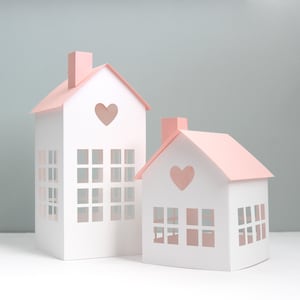 FILE DI TAGLIO SVG per la casa di San Valentino per Cricut, Silhouette / fai da te Set semplice di 2 modelli Putz / Decorazione per la casa con luminarie a forma di cuore / Decorazione di San Valentino
