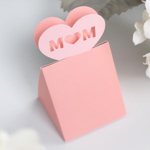 Mom Gift Box SVG Cutting Files for Cricut, ScanNCut2 / Heart Treat Box Template / Party Favor / Gift for Mother Place Card / Cute Candy Box