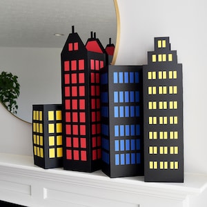 Fichiers de découpe SVG gratte-ciel 3D Jumbo pour modèle Cricut lot de 4 super-héros fête d'anniversaire thème décoration bricolage horizon de la ville amateur de bandes dessinées