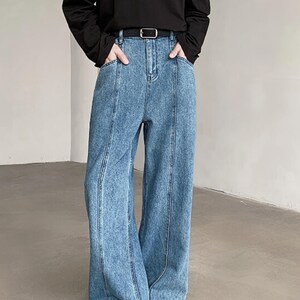 Wide Leh Jeans | Loose High Waist Denim | Daily Wear | Minimal Streetwear Style

Wide leg denim jeans with loose minimal streetwear style