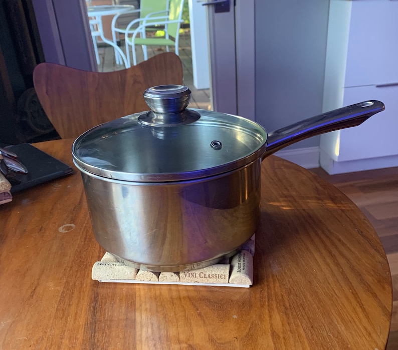 Wine cork trivet hot plate handmade from real wine corks. Etsy