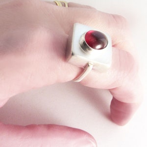 Sterling Silver Box Ring with Garnet image 4