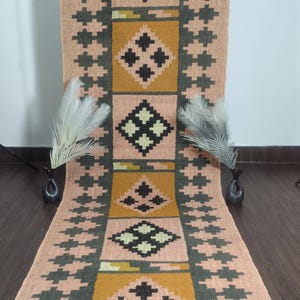 Kilim Runner – Handwoven Wool Jute Boho Area Runner Rug Tribal Flatweave Runner, Rustic Southwestern Geometric Indian Style Kilim Runner Rug