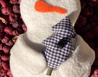 Primitive Farmhouse Christmas Snowman w Tree Ornament