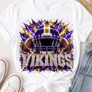 Minnesota Vikings fotboll PNG SVG, glitterhjälm och bollfärgstänk, sublimeringsdesign för matchdagen, Cricut-klippfil, digital nedladdning
