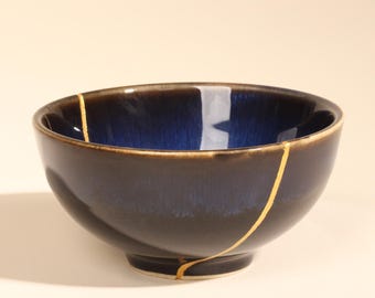 Kintsugi Bowl, Handmade Gold Repair Kintsugi Pottery Gift, Wabi Sabi Decor