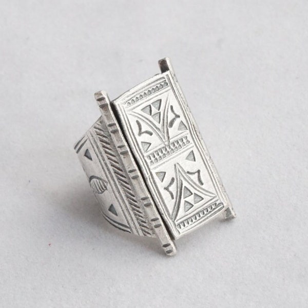 Karen Hill Tribe Silver ring, Tuareg Tribe ring, Ethnic silver ring, Tribal Silver Ring, Rectangle silver ring, adjustable tribal ring, gift