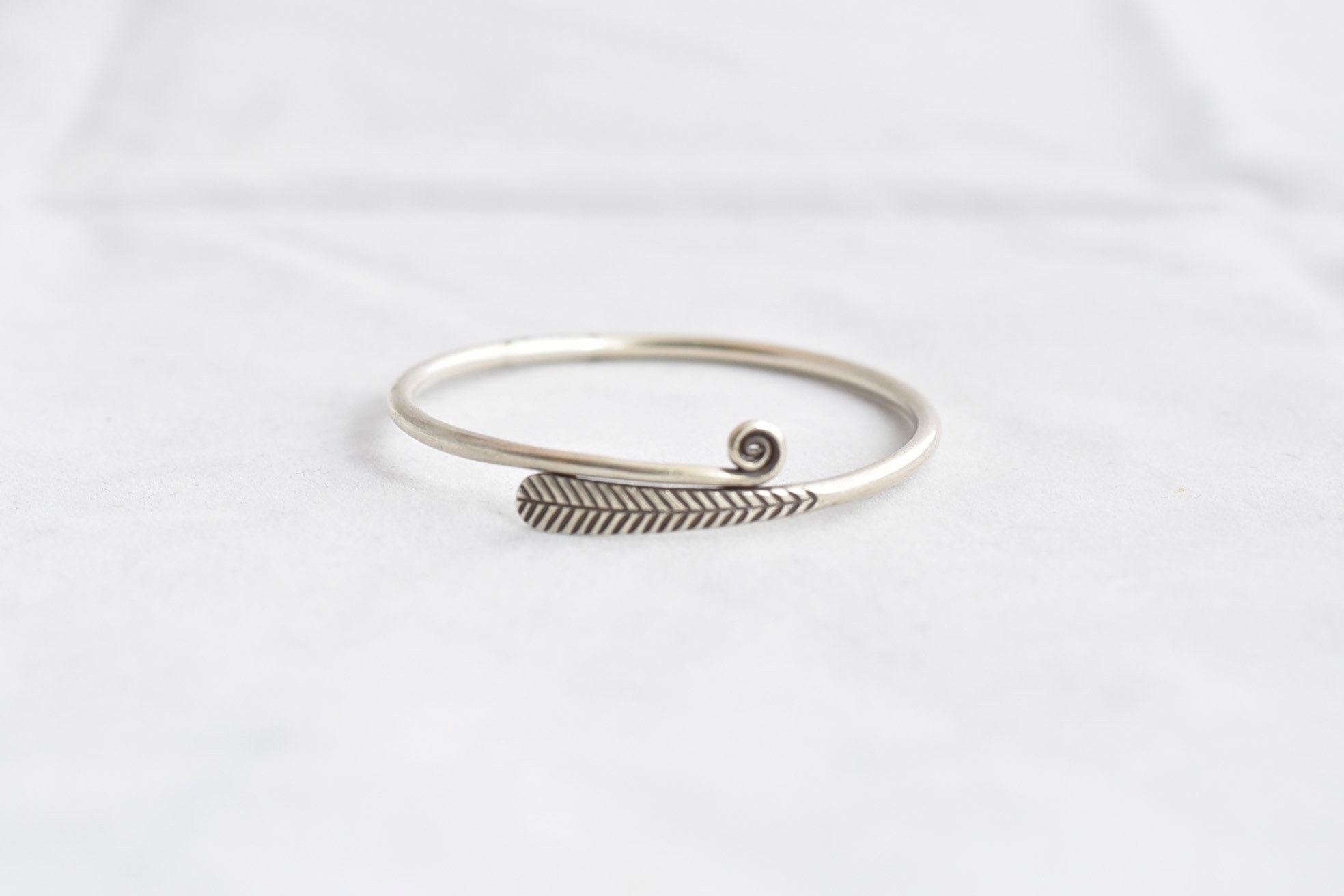 925 Silver Feather Bracelet, Spiral Silver Bangle, Karen 925 Silver Feather Bracelet, Spiral Silver Bangle, Karen