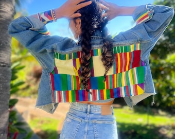 Återanvänd denimkort jacka: Ankara Kente-tryck, damstorlek Medium