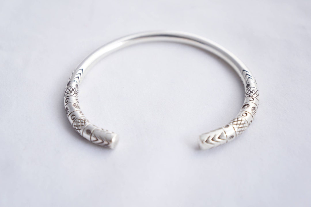 Karen Hill Tribe Silver Bangle, Mens Silver Bracelet, Unisex Karen Hill Tribe Silver Bangle, Mens Silver Bracelet, Unisex