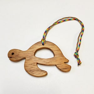 Handmade Koa Wood Turtle Christmas Ornament - Hawaiian Holiday Decor