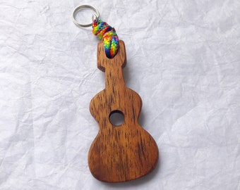 Llavero de ukelele de koa hawaiano